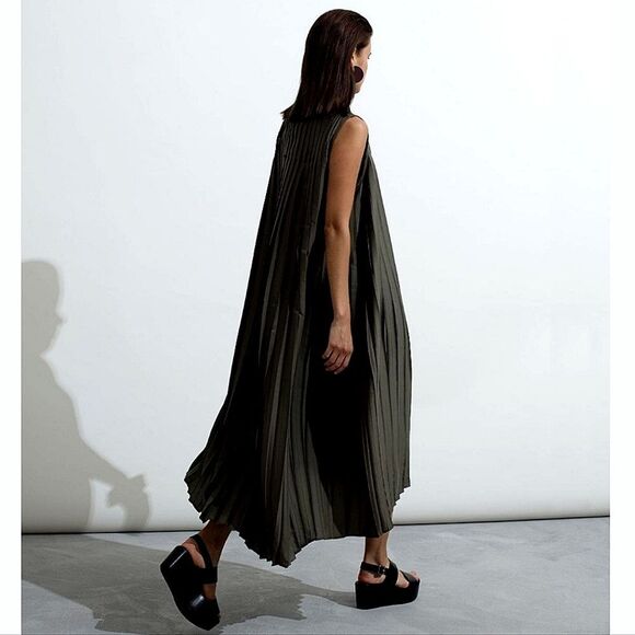 Elk the Label Tekstur Black Pleated High Low Maxi dress Sleeveless US 6 - Picture 2 of 9